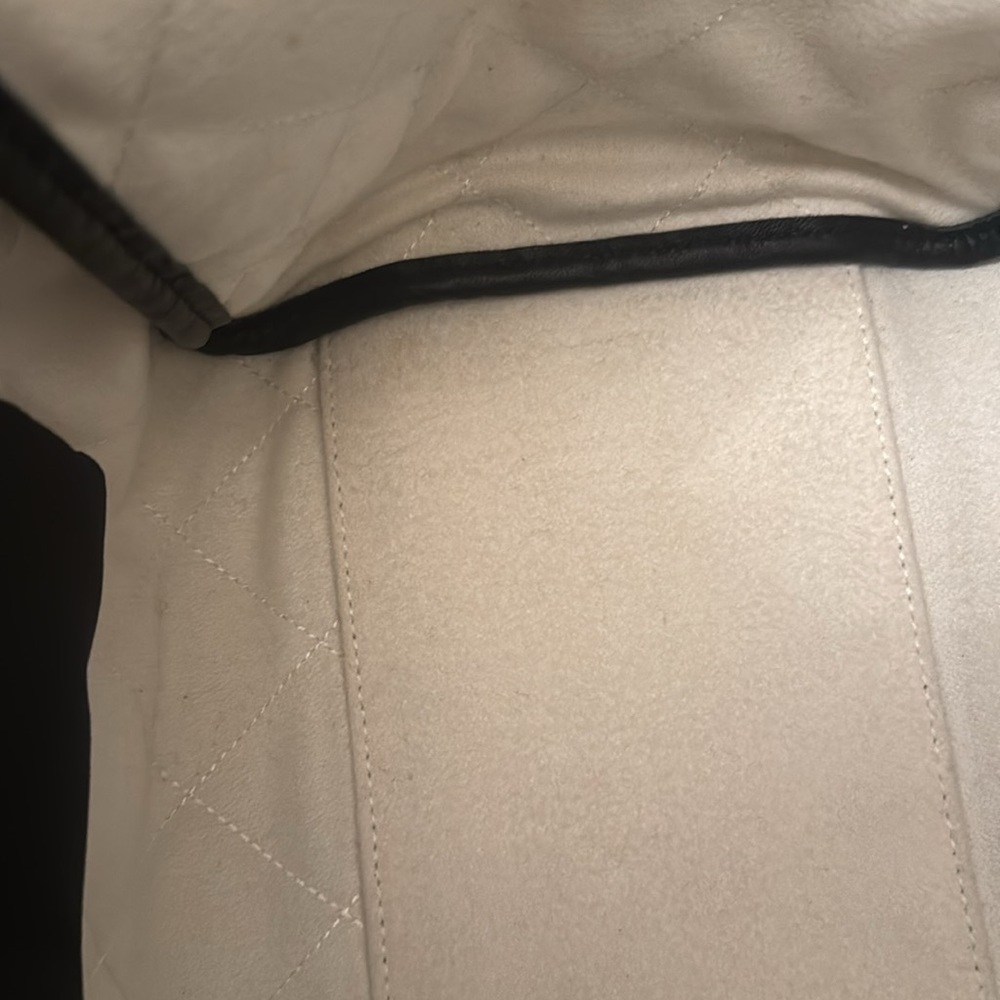 Black and White Canvas CC Logo Tote NWOT - Picture 9 of 12